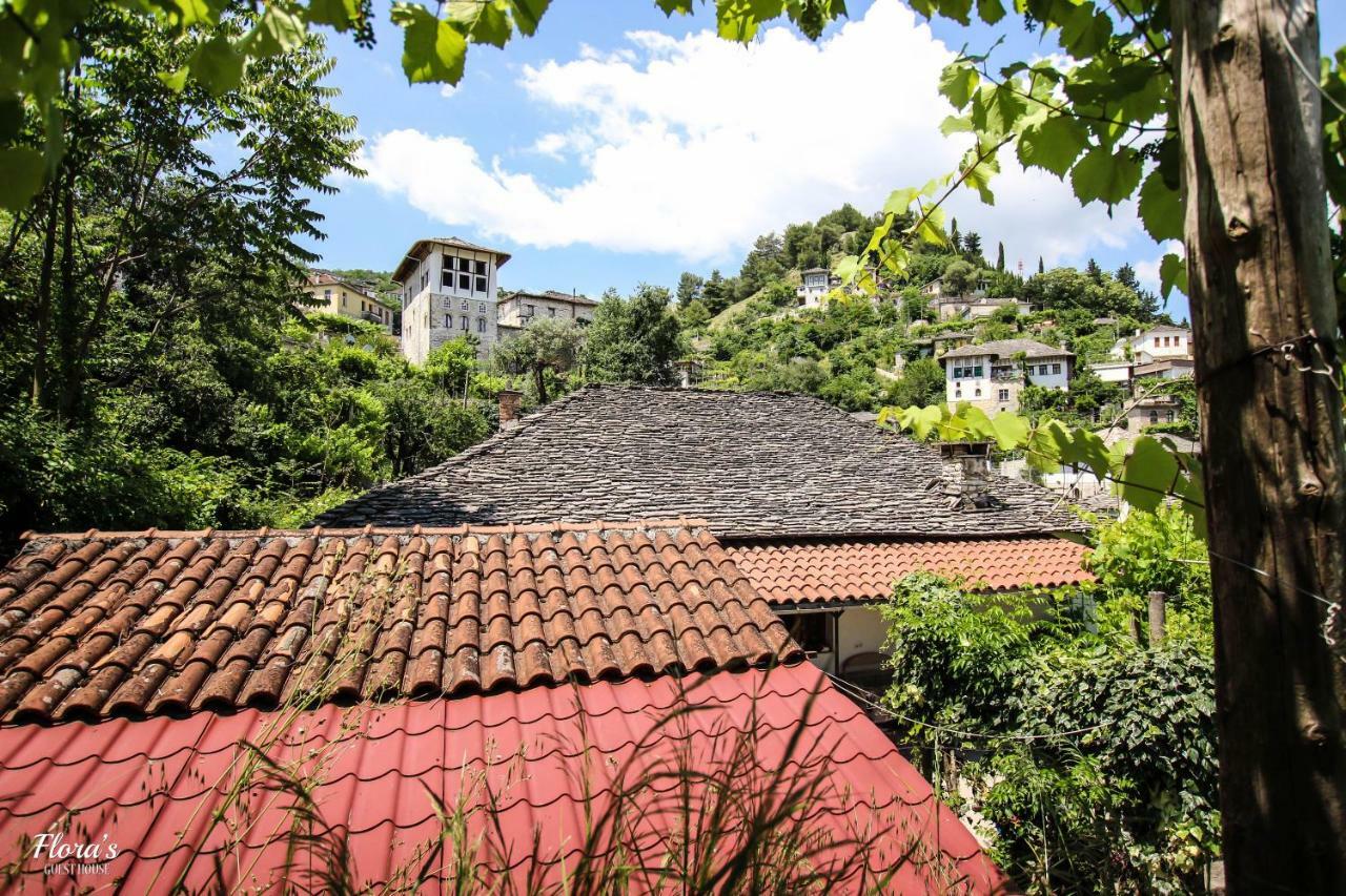 Flora'S Guesthouse 'The Fir Gate' Gjirokaster Luaran gambar