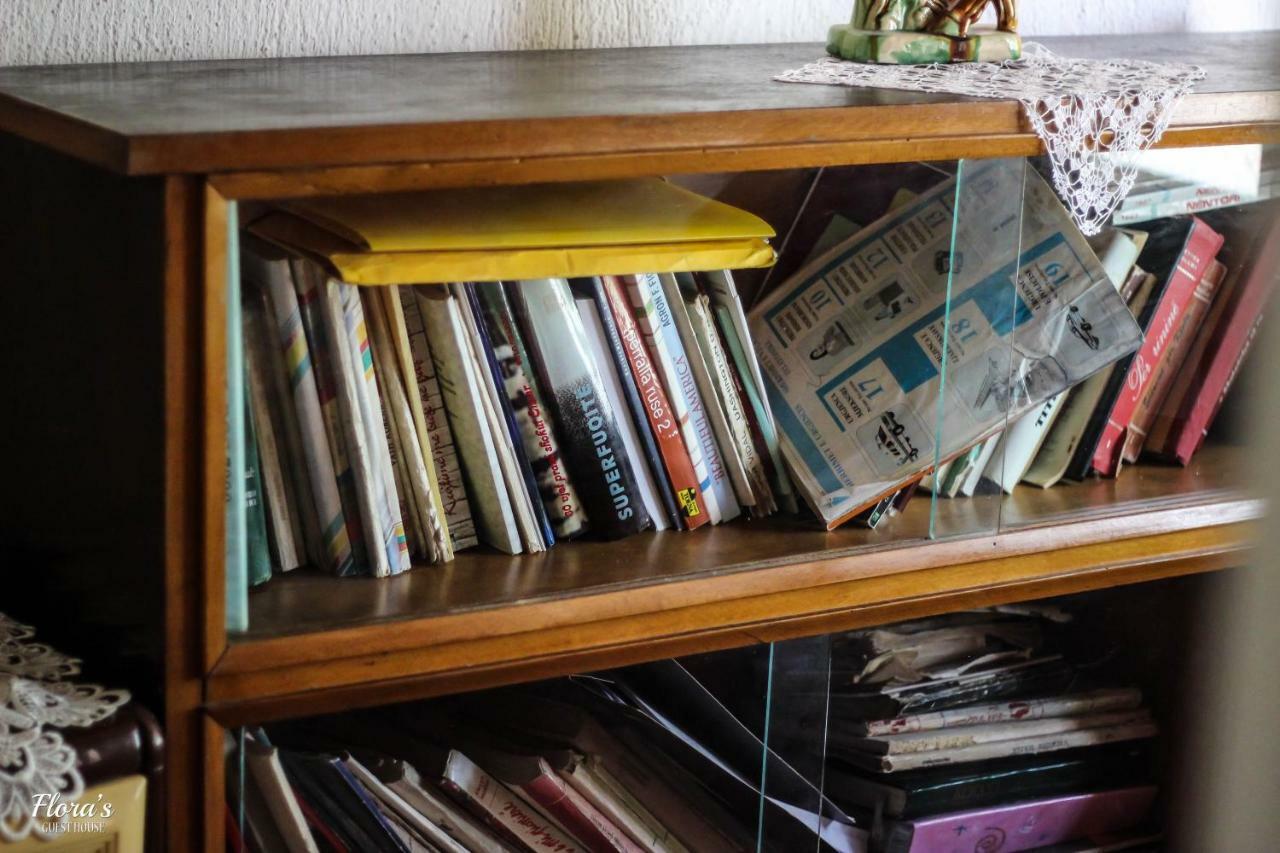 Flora'S Guesthouse 'The Fir Gate' Gjirokaster Luaran gambar