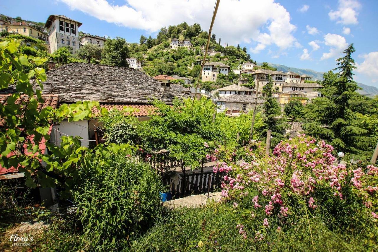 Flora'S Guesthouse 'The Fir Gate' Gjirokaster Luaran gambar
